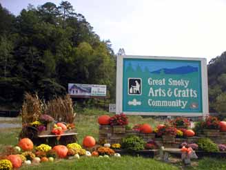 great smoky arts and crafts community